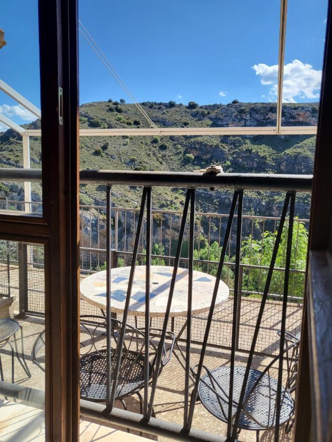 Casa Rural Reyes Nuévalos エクステリア 写真