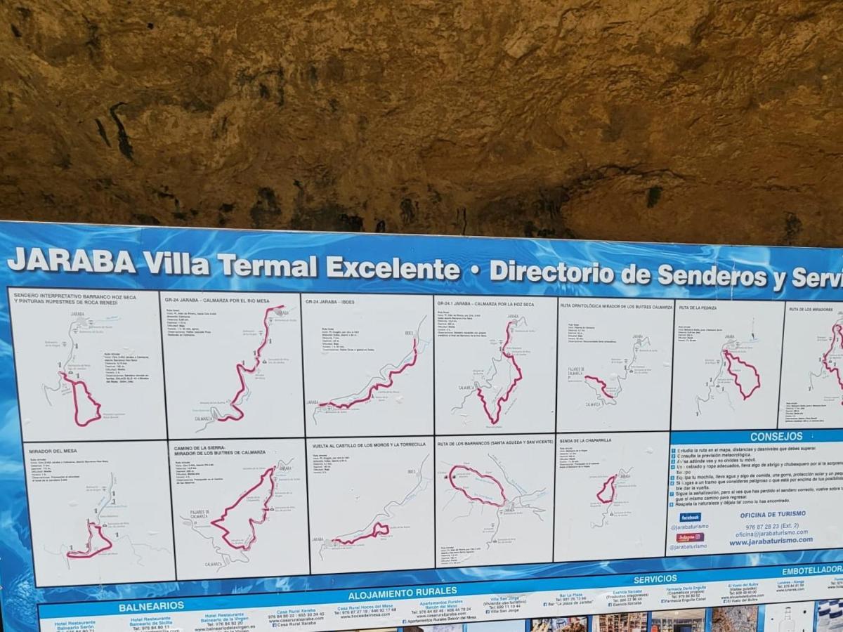 Casa Rural Reyes Nuévalos エクステリア 写真