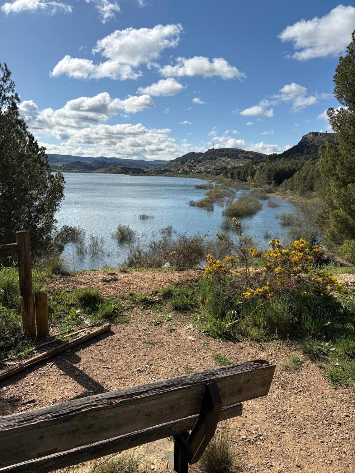 Casa Rural Reyes Nuévalos エクステリア 写真