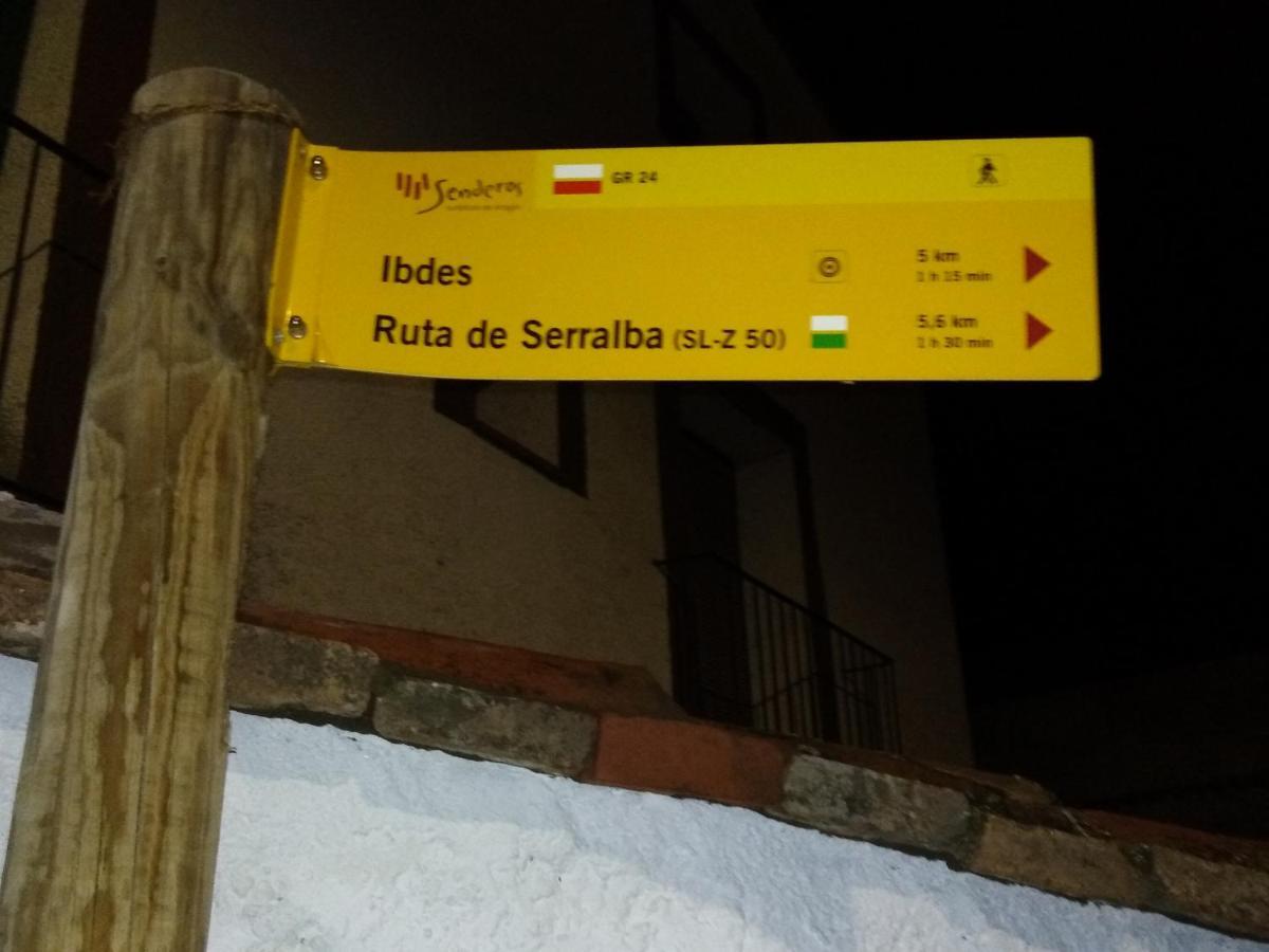 Casa Rural Reyes Nuévalos エクステリア 写真